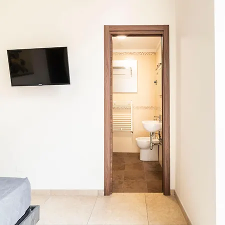 Corso 138 - Sleep & Fly - By Domusextra Bed & Breakfast Naples Exterior photo