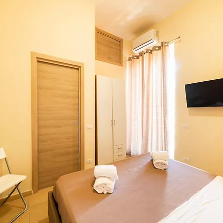 Corso 138 - Sleep & Fly - By Domusextra Bed & Breakfast Naples Exterior photo