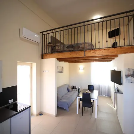 Corso 138 - Sleep & Fly - By Domusextra Bed & Breakfast Naples Exterior photo
